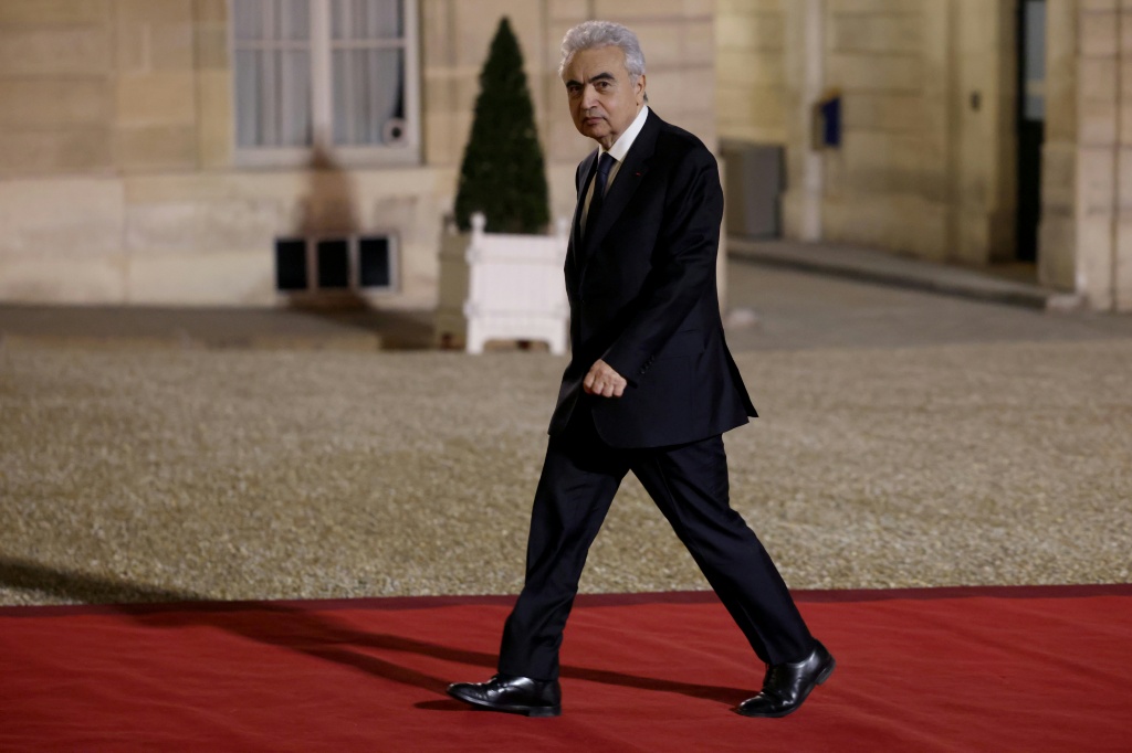 المدير التنفيذي لوكالة الطاقة الدولية فانح بيرول في باريس بتاريخ 10 آذار/مارس 2026 (ا ف ب)