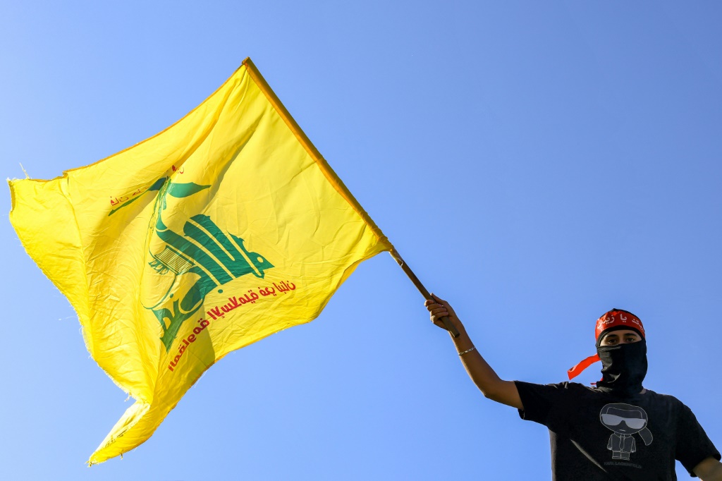 في كل الحالات، أصبح واضحاً بأن الشائعات حول انهيار حزب الله كان مبالغاً فيها (ا ف ب)