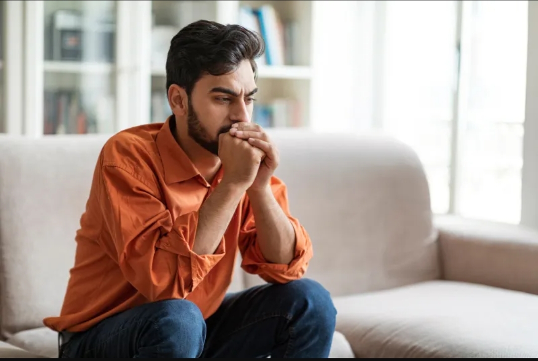 التوتر النفسي عند الشباب: هل الراحة ممكنة في عالم فوضوي؟ (الرجل)