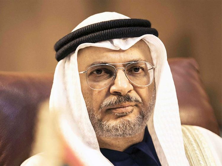 أنور قرقاش المستشار الدبلوماسي للرئيس الإماراتي - اعلام اماراتي