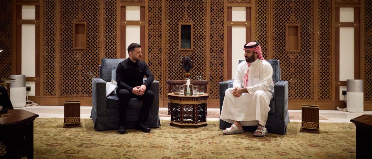 الأمير محمد بن سلمان ولي العهد رئيس الوزراء السعودي والرئيس الأوكراني (واس)