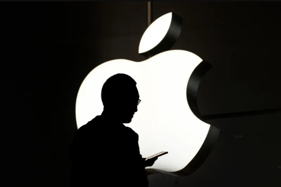 متجر AI جديد في iOS.. ما الذي تخطط (آبل) لفعله في آيفون؟ (الرجل)