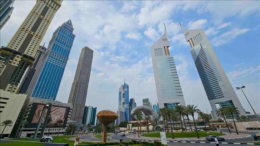 الإمارات: نتعامل مع اعتداءات إيرانية بالصواريخ والمسيرات (الأناضول)