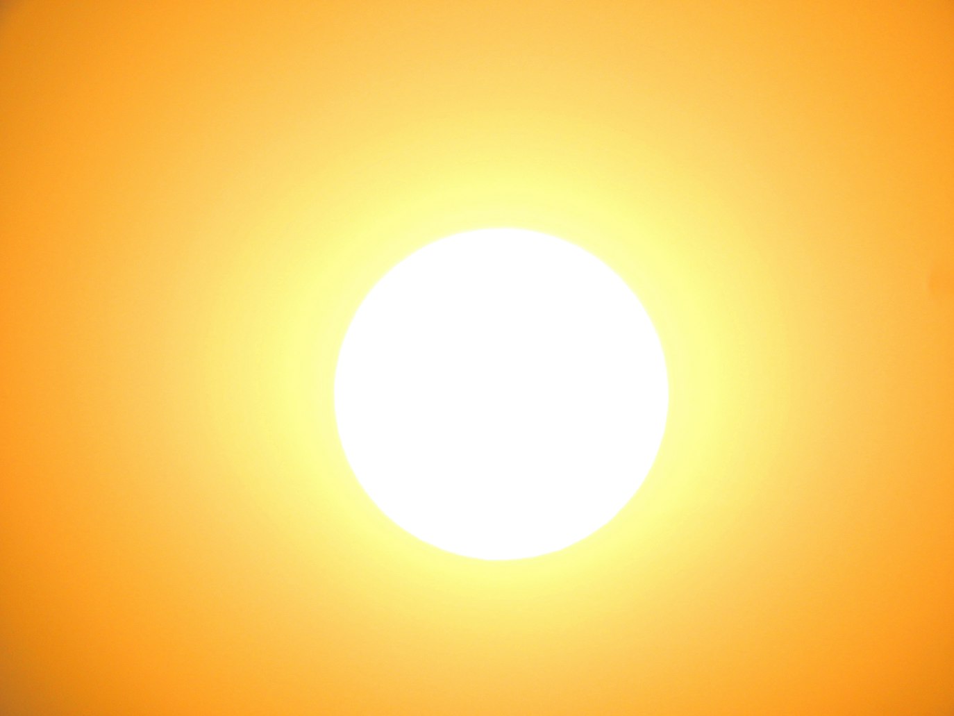 ماذا سيحدث للأرض لو اختفت الشمس فجأة؟ (أونسبلاش)