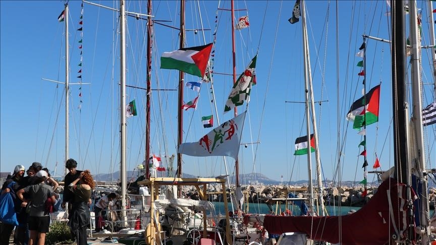 انطلاق سفن (أسطول الصمود) لكسر حصار غزة (الأناضول)
