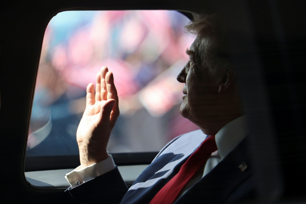 إذا استمرت السيطرة الجمهورية على مجلس الشيوخ، فإن فرص محاكمة المسؤولين ستظل محدودة (ا ف ب) 