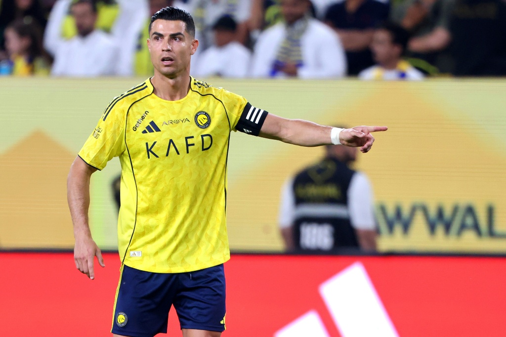  عاد رونالدو إلى صفوف النصر بعد غياب بسبب الإصابة ( ا ف ب)