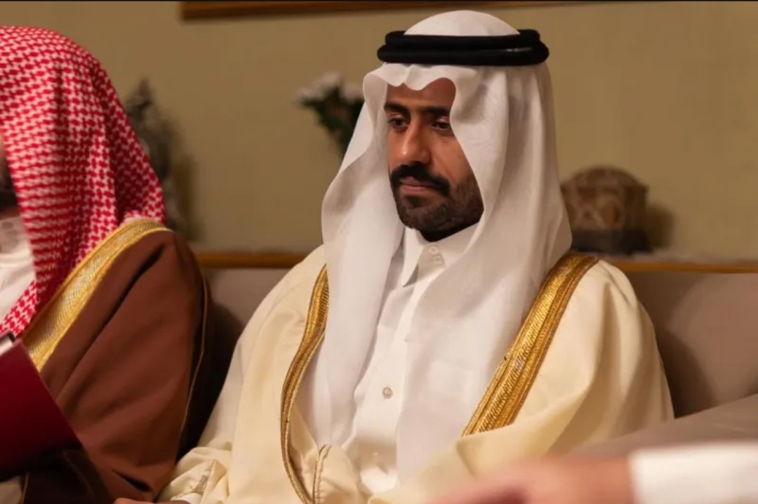 كيف واجه ناصر الدوسري تحديات اللهجة في مسلسل (شارع الأعشى)؟ (الرجل)