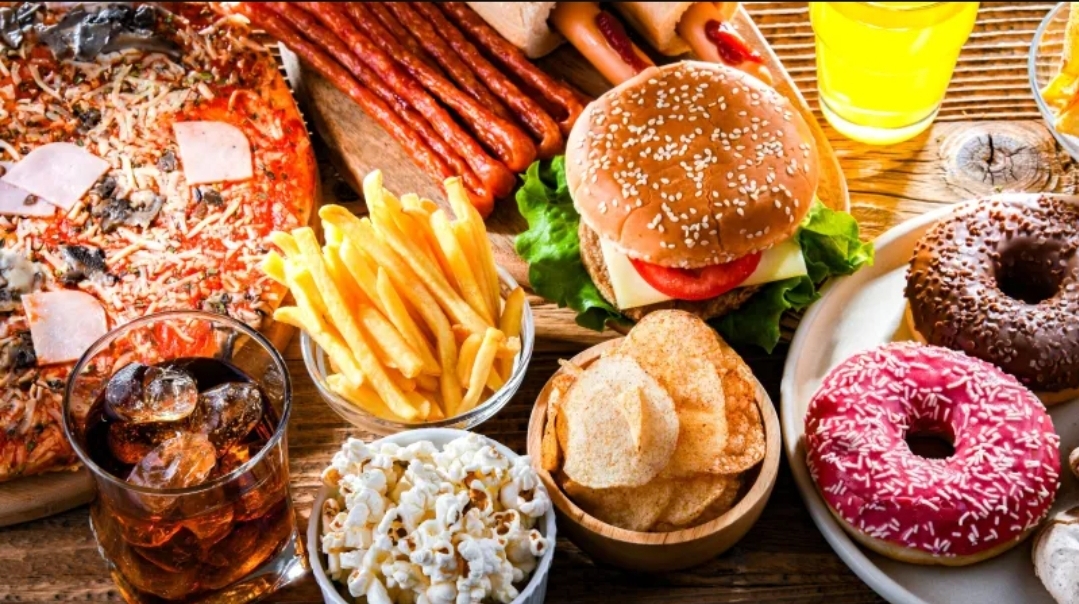 هل تضعف الأطعمة المصنعة عضلاتك أكثر مما تتخيل؟ (الرجل)