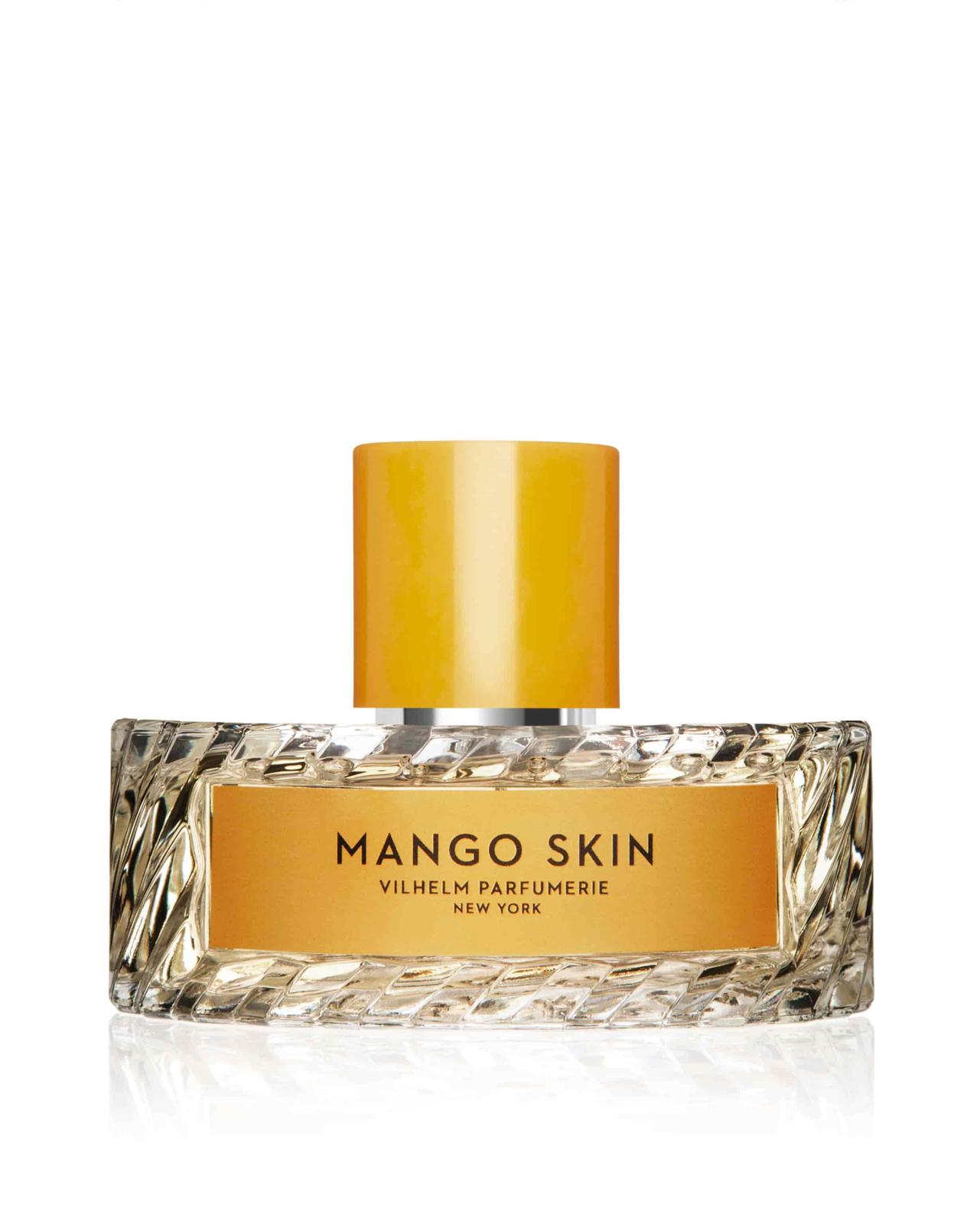 يستكشف Mango Skin جانبًا غير تقليدي من المانجو، حيث تتقاطع العصارة الفاكهية مع لمسات من التوابل والأخشاب، لتتحول من فاكهة استوائية إلى بنية عطرية أكثر عمقًا ونضجًا - المصدر: Vilhelm Parfumerie