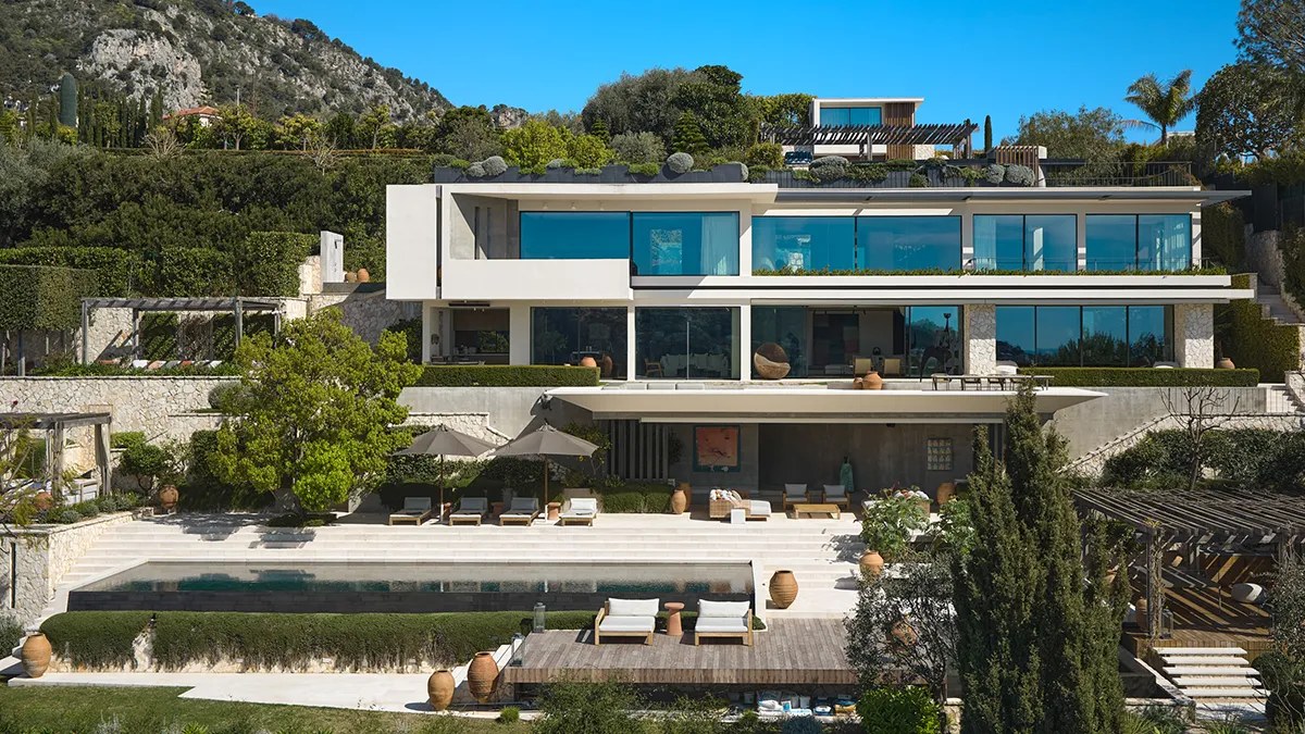 تصميم القصر الفاخر في كوت دازور - المصدر : C&ocirc;te d'Azur Sotheby's International Realty 