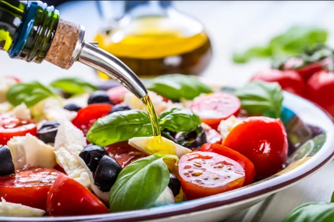 دراسة: هذا النوع من الزيوت يعزز قوة دماغك (أونسبلاش)
