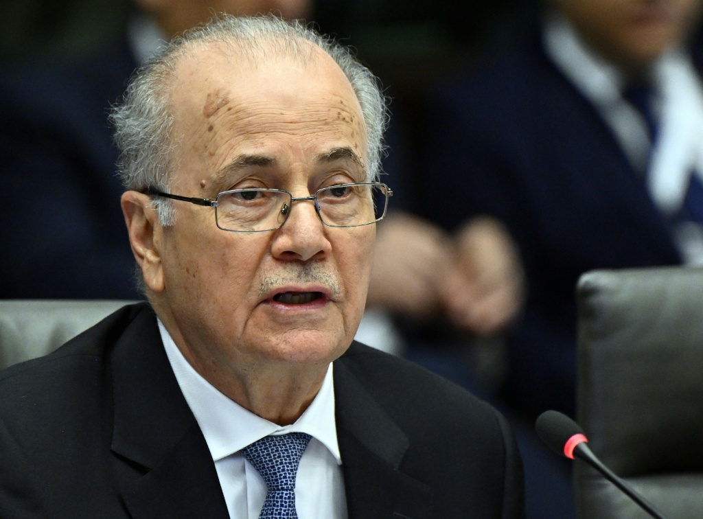 رئيس الوزراء الفلسطيني محمد مصطفى يحضر اجتماع التحالف الدولي لتنفيذ حل الدولتين في بروكسل بتاريخ 20 نيسان/أبريل 2026 ( ا ف ب)