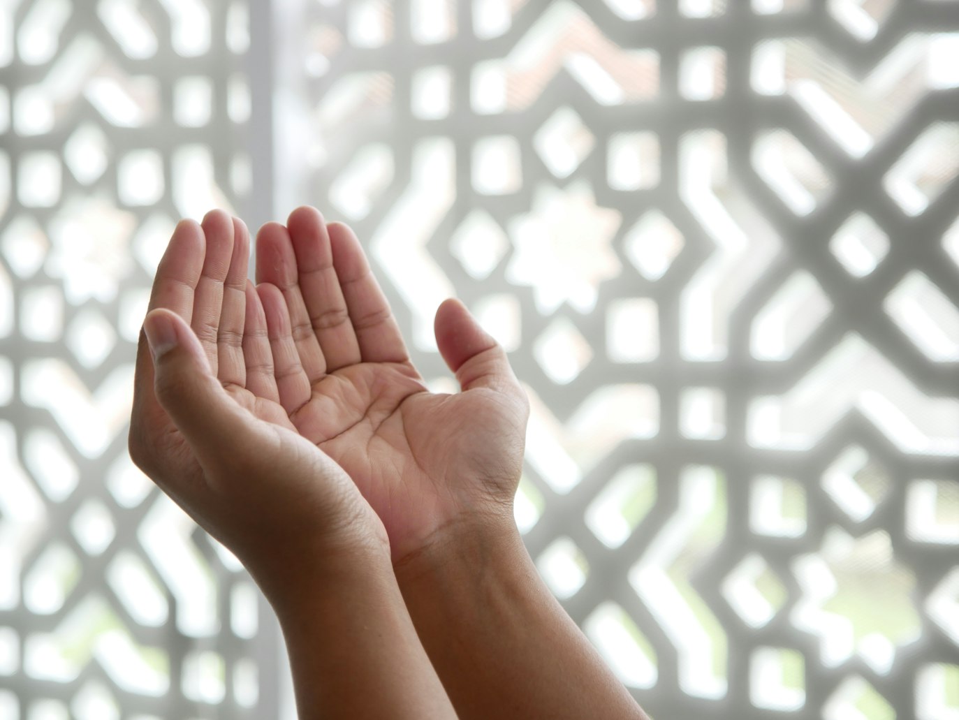 أفضل الأعمال وأرجاها للقبول عند الله.. تعرف عليها (أونسبلاش)