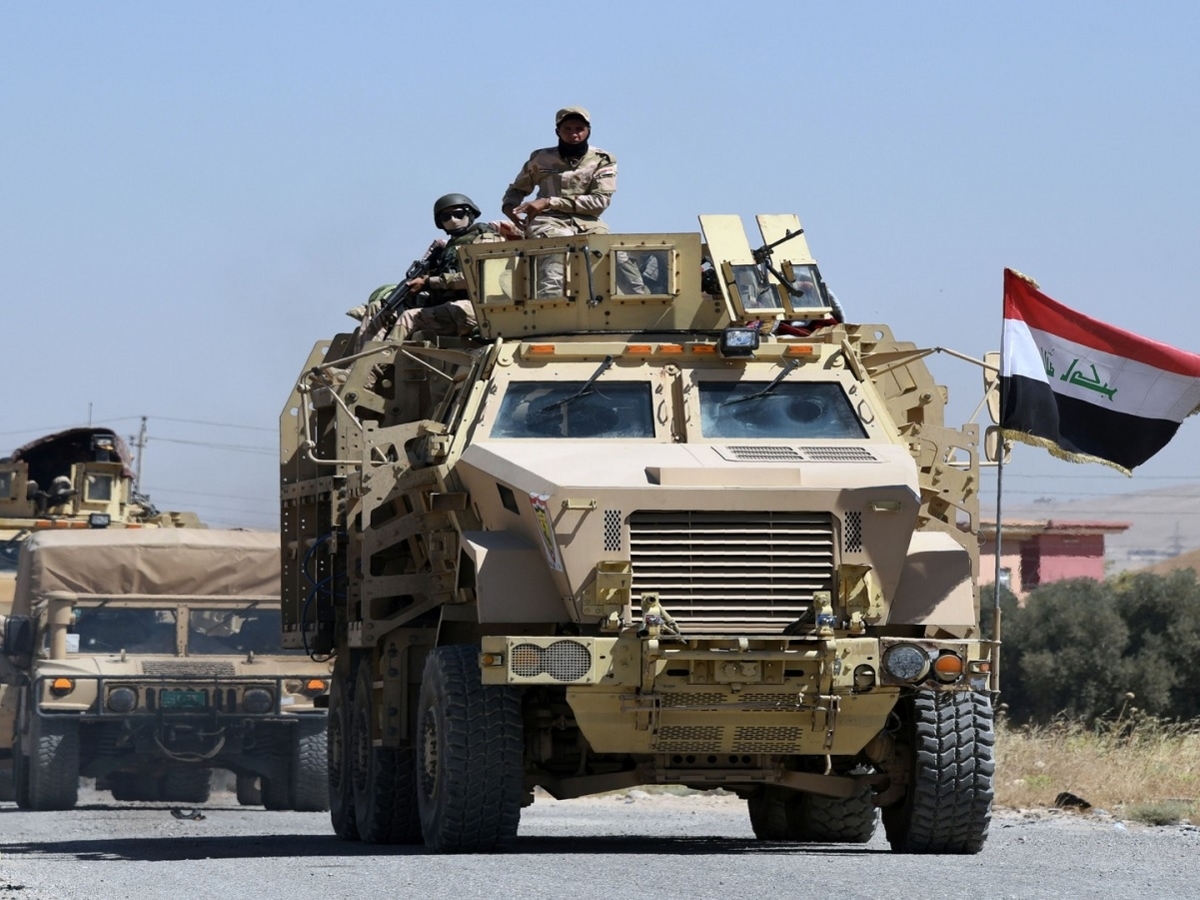ذكرت، الوزارة في بيان: "تمكنت الفرقة الحادية عشرة، من رصد طائرة مسيرة مجهولة الهوية ضمن موقع المسؤولية" (قنا)