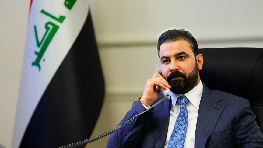 العراق.. الزيدي يبحث التعاون الأمني مع وزير الدفاع الأمريكي (الأناضول)