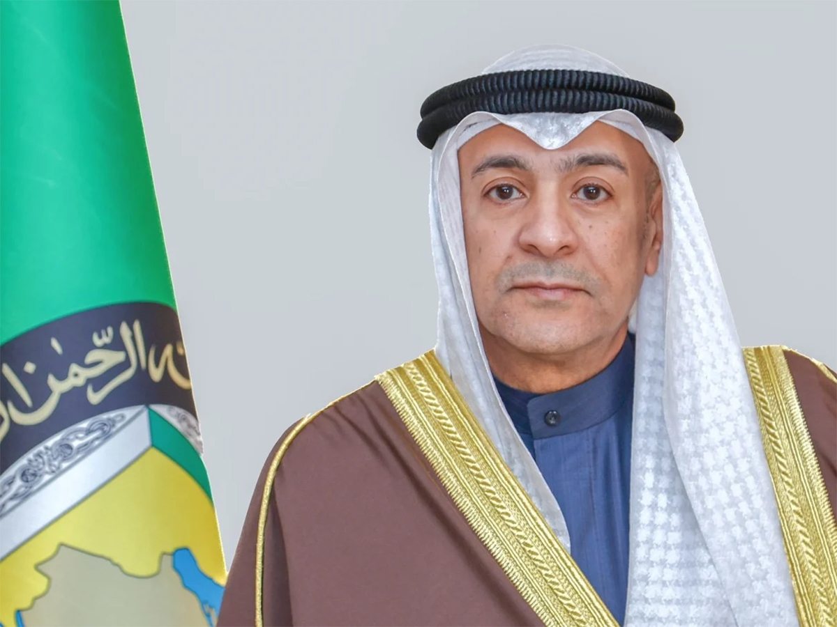 نوه الأمين العام لمجلس التعاون، على أن دول المجلس ستظل صفا واحدا في مواجهة الإرهاب، ماضية في تعزيز منظومة الأمن الجماعي، وترسيخ الأمن والاستقرار في دولها (قنا)