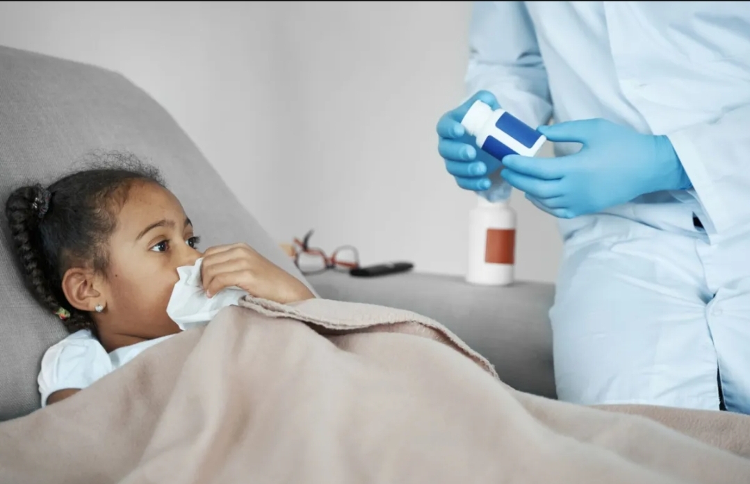 المخاطر المحتملة للطب البديل عند الأطفال ومتى يكون استخدامه غير آمن؟ (سيدتي)