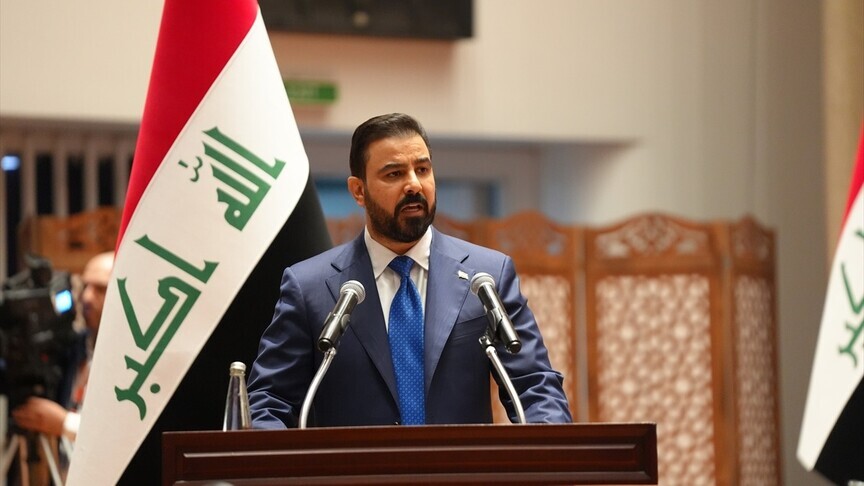 الزيدي يتسلم مهامه رسميا رئيسا للحكومة العراقية  (الأناضول)
