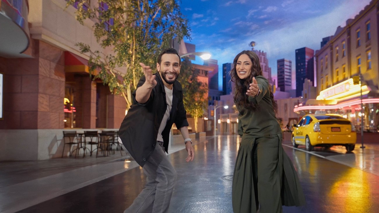 (أبوظبي للإعلام) و(ياس) يجمعان نجوم الخليج في فيديو غنائي (زهرة الخليج)