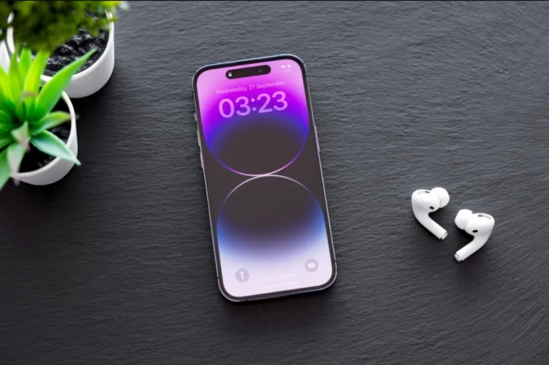 عادة بسيطة قد تؤدي إلى تراجع أداء بطارية AirPods (الرجل)
