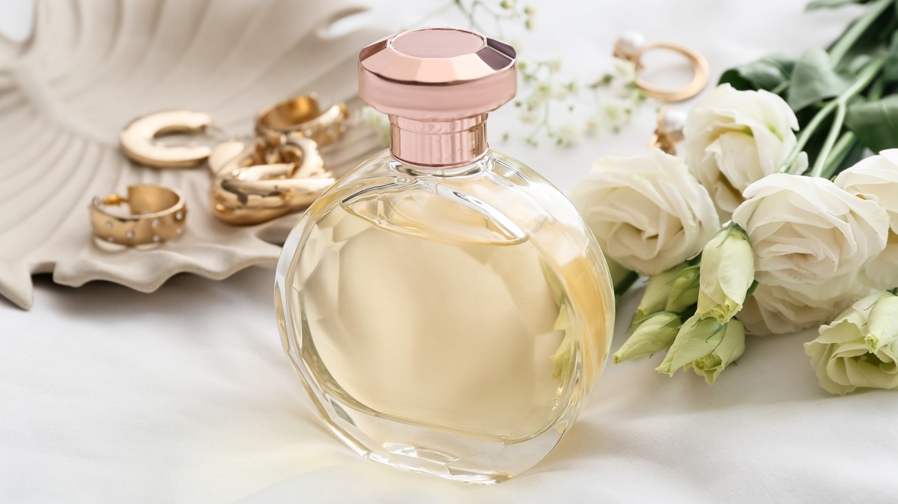 عطور ربيعية منعشة لعيد الأضحى.. اختيارات أنثوية (زهرة الخليج)
