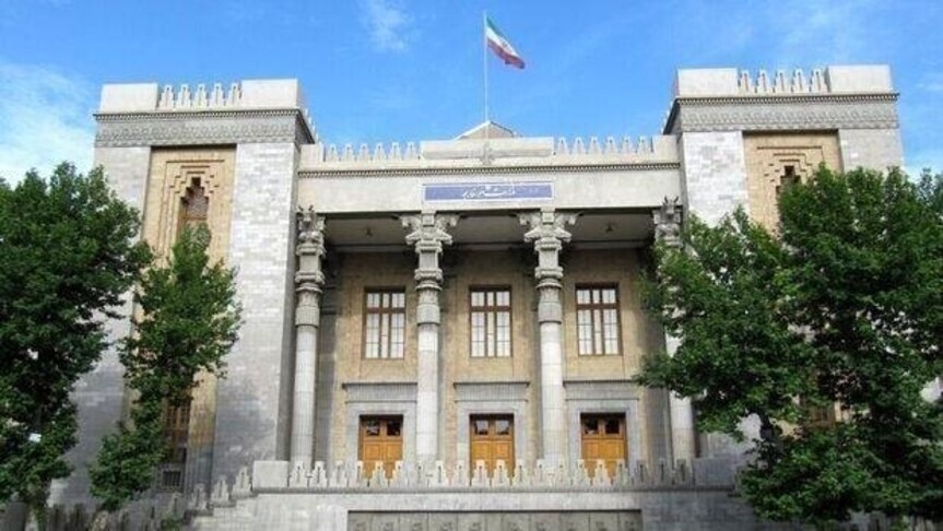 إيران: الهجمات الأمريكية الأخيرة انتهاك واضح للقانون الدولي (الأناضول)