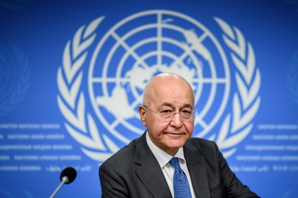 المفوض السامي للأمم المتحدة لشؤون اللاجئين برهم صالح، خلال مؤتمر صحافي لإطلاق التحالف العالمي لحقوق الإنسان، في جنيف، في التاسع من حزيران/يونيو 2026 ( ا ف ب)