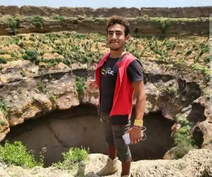 وفاة شاب يمني إثر سقوطه من حرضة دمت البركانية في الضالع (متداول على مواقع التواصل الاجتماعي)