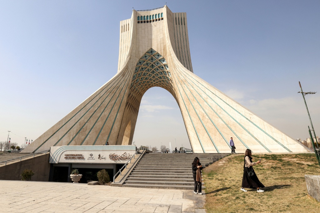 ساحة آزادي في طهران بتاريخ 23 شباط/فبراير 2026 (ا ف ب)