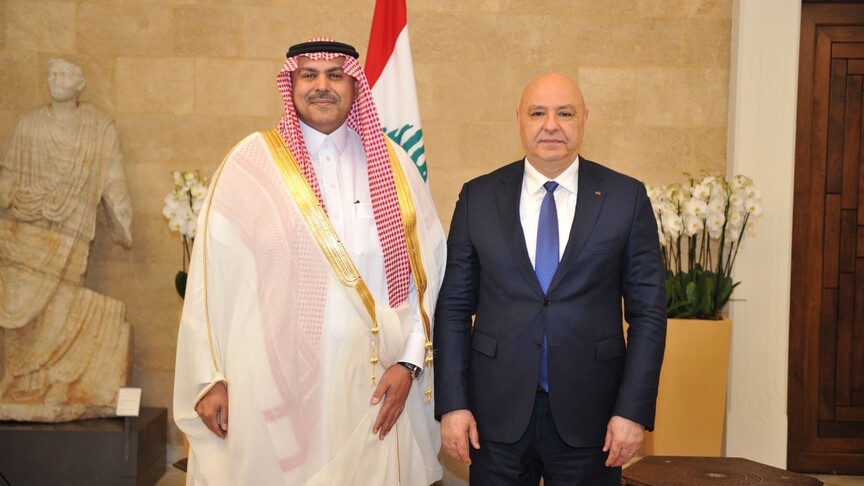 يأتي تعيين الدوسري في سياق العلاقات المتنامية بين الرياض وبيروت، وسط تأكيدات متبادلة على أهمية تعزيز التعاون السياسي والاقتصادي، ودعم استقرار لبنان خلال المرحلة المقبلة (الاناضول)