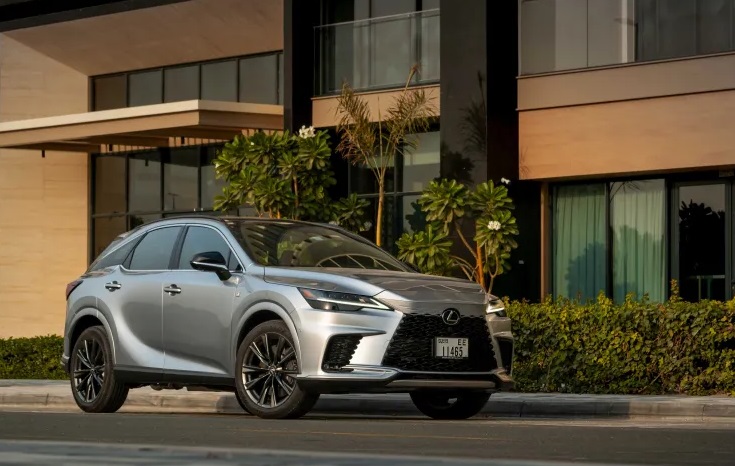 Lexus RX 500h.. الفخامة اليابانية التي واصلت الفوز بصمت (الرجل)