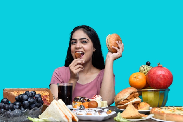 أطعمة تزيد خطر الإصابة بعدة أمراض في آن واحد (أونسبلاش)