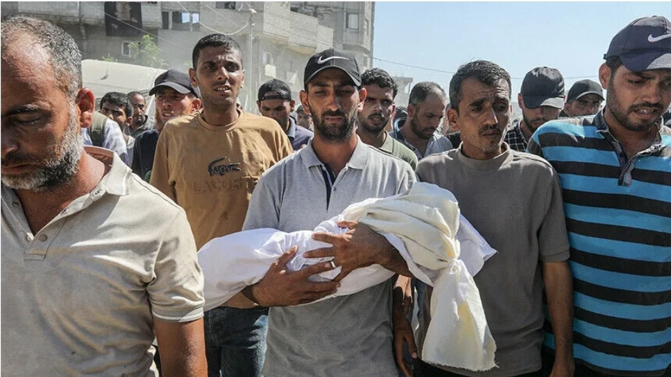 غزة.. 8 قتلى يرفعون حصيلة الإبادة الإسرائيلية إلى 73 ألفا و66 قتيلا (الأناضول)