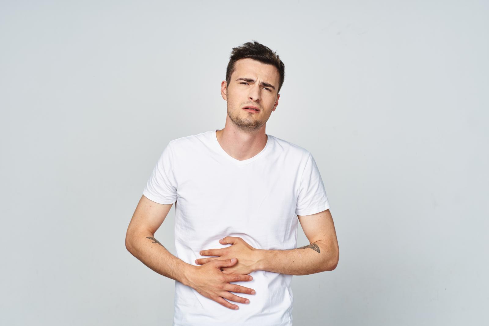 متلازمة كوفاد.. عندما تتسلّل أعراض الحمل إلى الرجال! (الرجل)