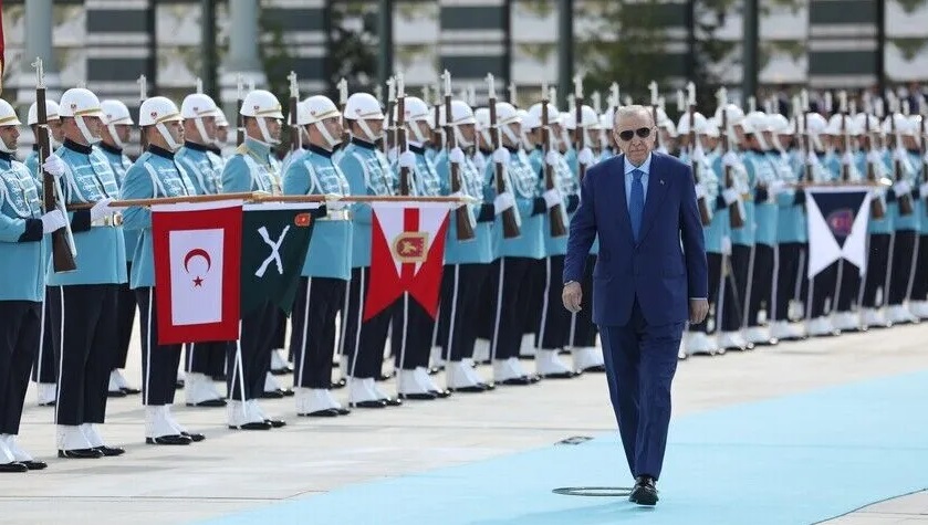 قمة الناتو بأنقرة تشهد اجتماع أردوغان مع 32 من قادة الدول والحكومات (الأناضول)
