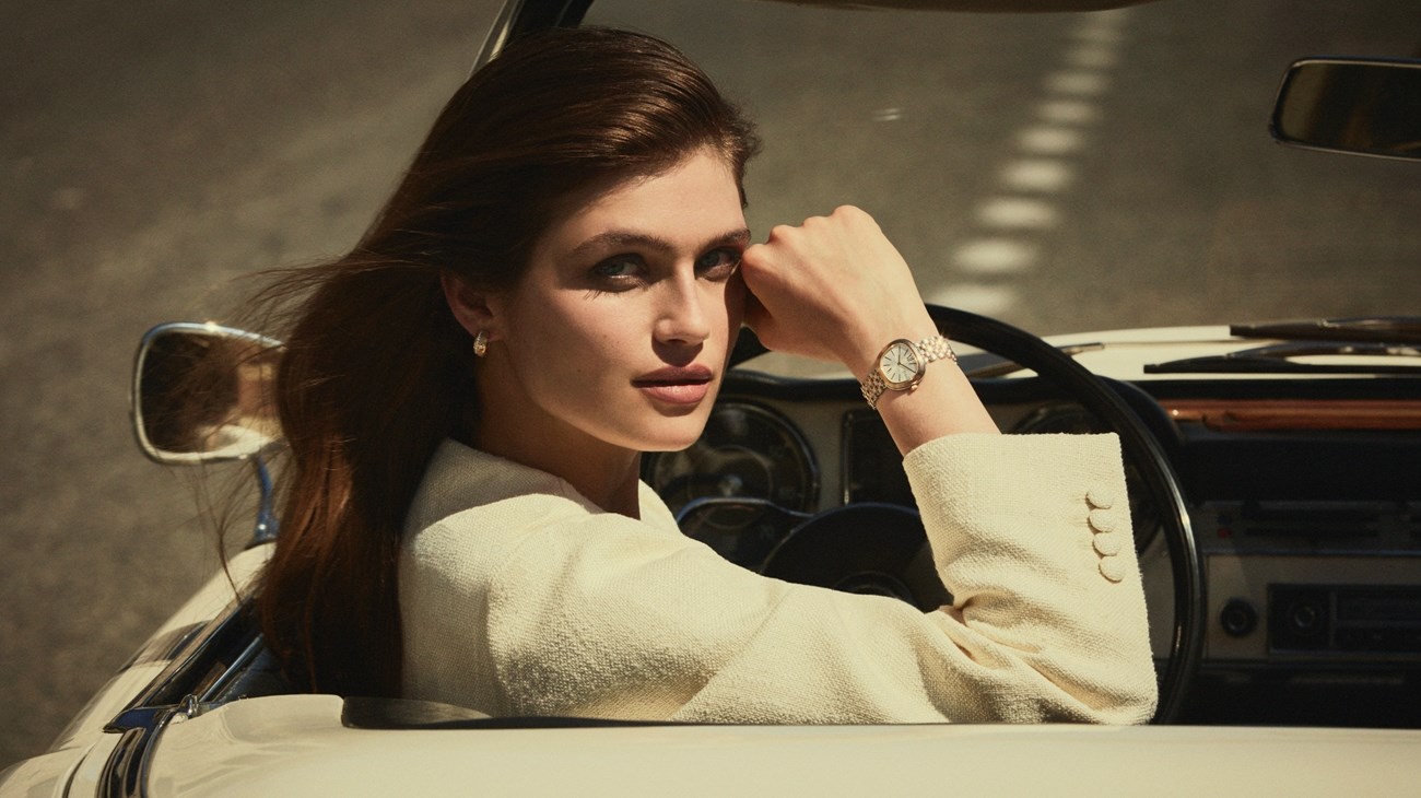 (Piaget) و(Mytheresa) تنسجان فصلاً جديداً في عالم الفخامة الرقمية (زهرة الخليج)