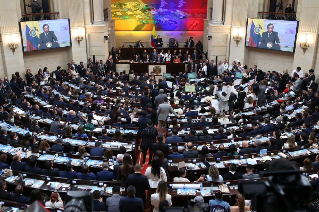 صورة التقطت في 20 تموز/يوليو 2026 من الجلسة الأولى للكونغرس الكولومبي في بوغوتا (ا ف ب)