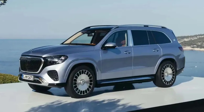 ما الجديد في Mercedes-Maybach GLS 680 موديل 2027؟ (الرجل)