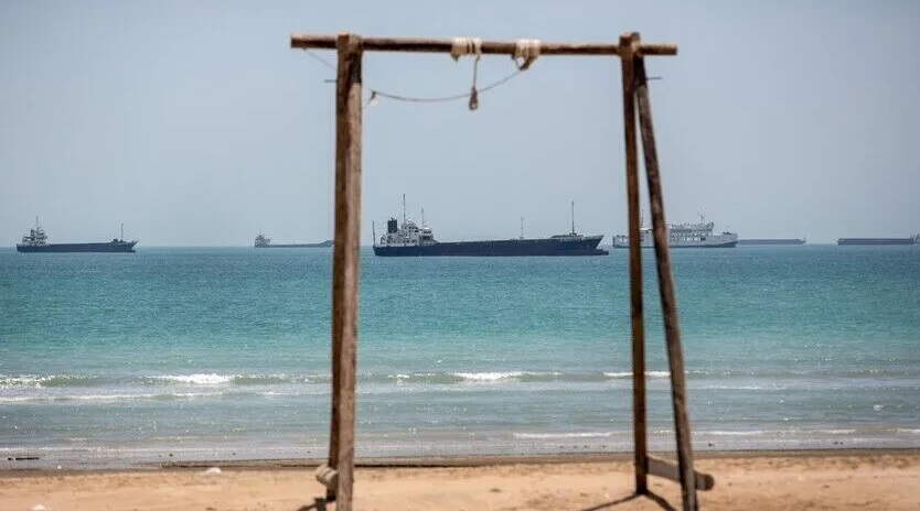 رفض عربي واسع لتهديد الحوثيين السعودية والملاحة البحرية  (الأناضول)