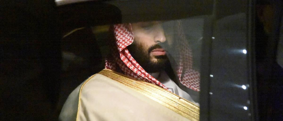 الصحيفة قالت إن ما حدث بعدن كسر للتحالف السعودي الإماراتي