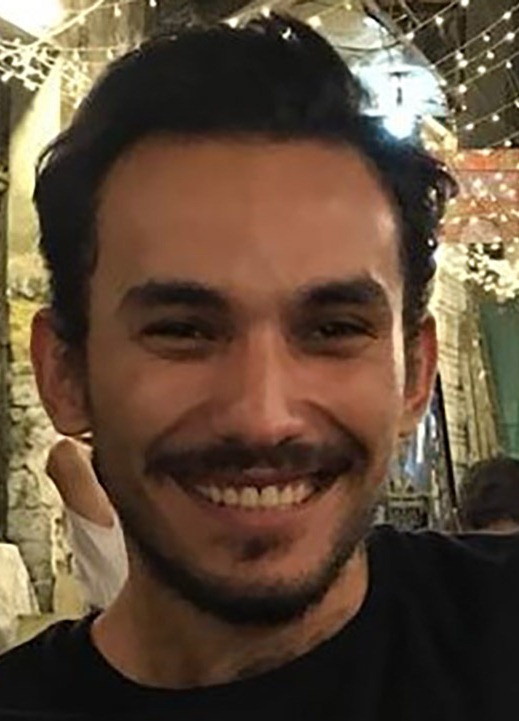 مصطفى علي